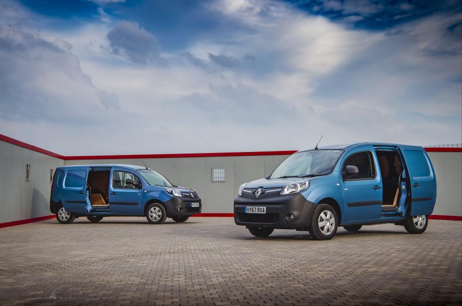  Renault Kangoo Maxi Van Z.E. 33 2017 года  (UK) (фото 4 из 6)